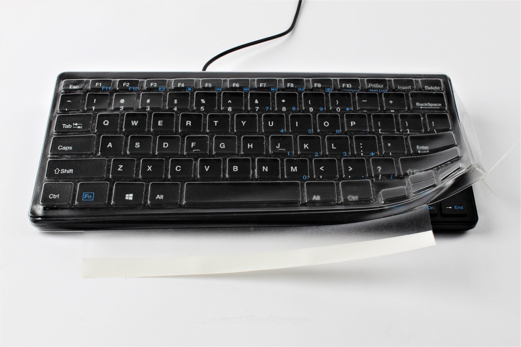 Adesso AKB-111UB Mini Keyboard Cover